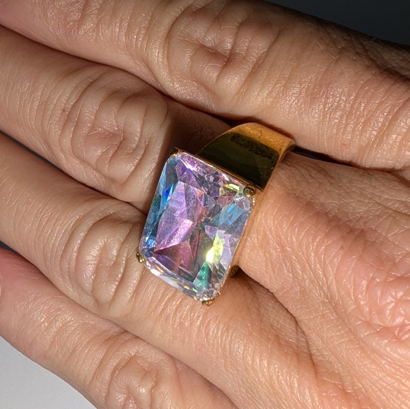VTG GOLD TONE AB CRYSTAL RING - Picture 2 of 11